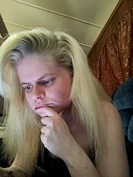 BadAssBitchMakayla online show from 04-27-26, 12:47