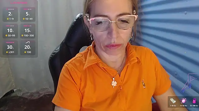 Snapshot of Chayla_Ruiz chatting on 06-15-26, 02:52 Chayla Ruiz online show from 06-15-26, 02:52