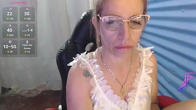 Snapshot of Chayla_Ruiz chatting on 06-16-26, 11:24 Chayla Ruiz online show from 06-16-26, 11:24