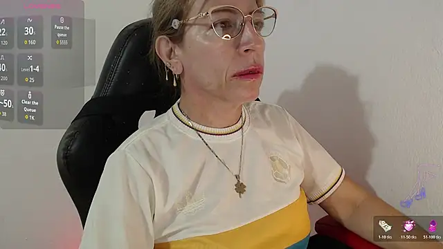 Snapshot of Chayla_Ruiz chatting on 06-28-26, 11:49 Chayla Ruiz online show from 06-28-26, 11:49