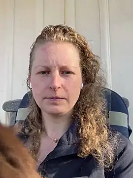 Girlnina-1995 online show from 03-06-26, 11:06