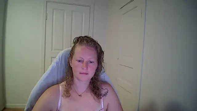 Girlnina-1995 online show from 07-13-26, 07:11