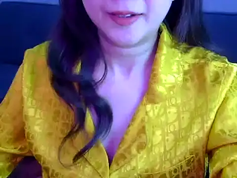 Bee 2k online show from 02-27-26, 04:56