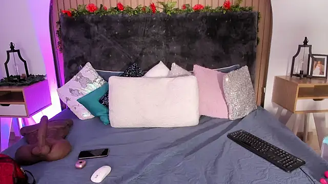 Karlagonzales  online show from 03-25-26, 07:31