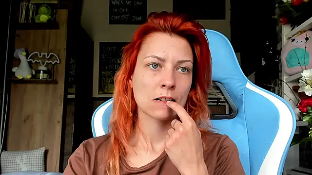 karo123421 online show from 04-14-26, 09:04