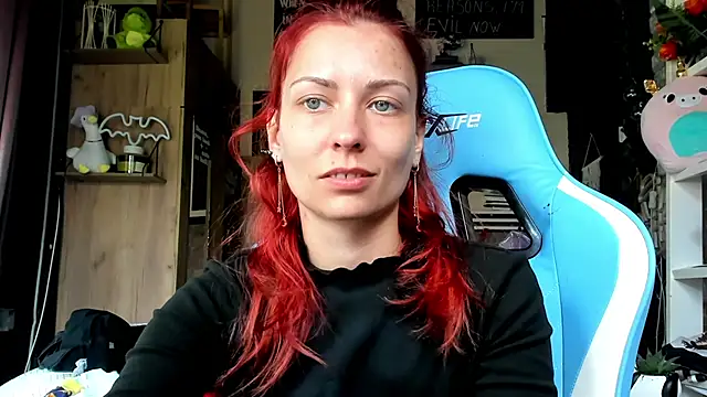 karo123421 online show from 05-13-26, 07:50