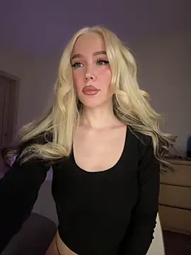 Snapshot of xDinnax chatting on 03-07-26, 03:09 xDinnax online show from 03-07-26, 03:09