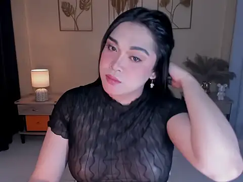 MaxeneCullens online show from 04-22-26, 02:58