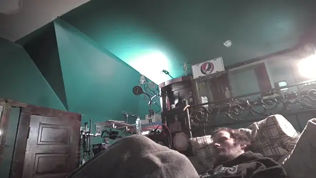 charactrzero online show from 04-09-26, 06:19