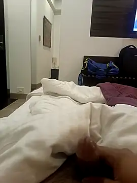 Indersaini148 online show from 04-28-26, 03:50