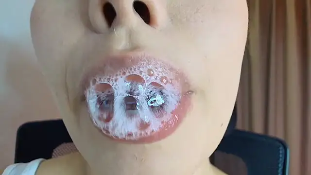 lisbet21x online show from 03-25-26, 09:43