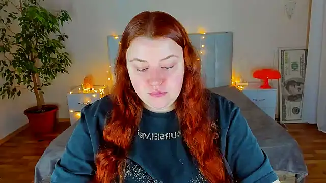 Snapshot of PolinaSalvatore chatting on 02-09-26, 05:06 PolinaSalvatore online show from 02-09-26, 05:06