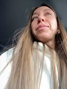 EvaCatt online show from 03-18-25, 04:04