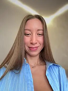 EvaCatt online show from 02-02-26, 03:38