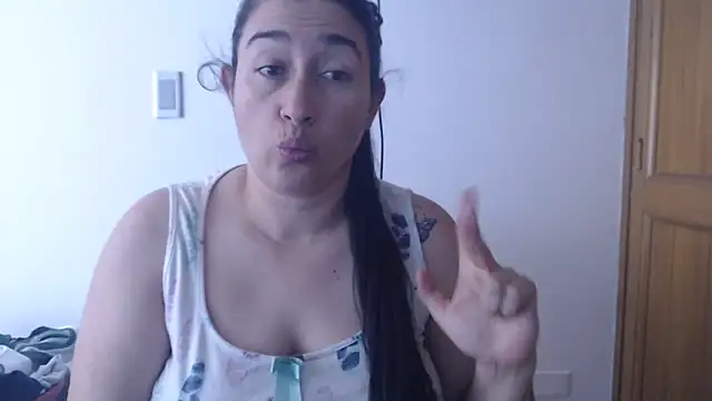 andreaisis2 online show from 03-28-26, 07:13