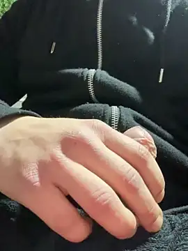 simoninside25 online show from 12-22-25, 05:10