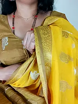 Snapshot of Indian_desi_wife chatting on 07-15-26, 04:07 Indian desi wife online show from 07-15-26, 04:07