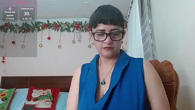 ISABEEL SOFIA01 online show from 12-18-25, 11:27