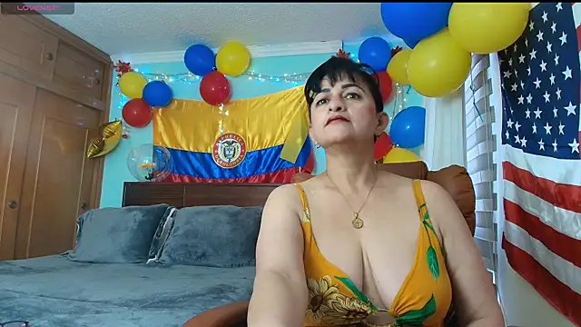 ISABEEL SOFIA01 online show from 07-10-26, 11:57
