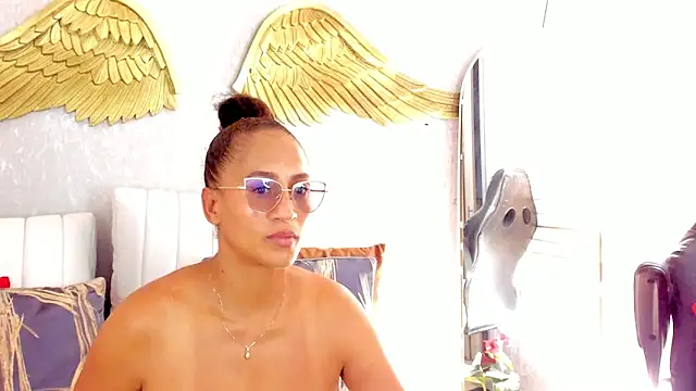 EmmaFerrary online show from 02-17-26, 07:20