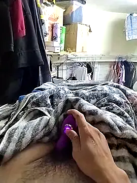 janskie0107 online show from 09-25-25, 05:38