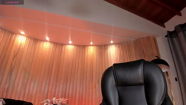 NickyLawson online show from 06-01-26, 05:42