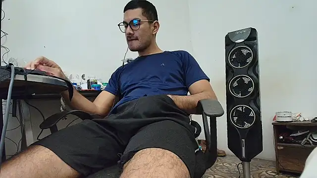 x-sebastian online show from 02-12-26, 01:00