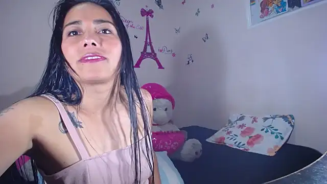 Snapshot of hanna_girl21 chatting on 06-26-26, 10:58 hanna girl21 online show from 06-26-26, 10:58