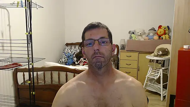 steph19x5 online show from 05-13-26, 08:27