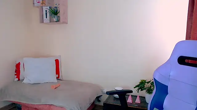 LATINGODDESS X online show from 05-20-26, 03:40