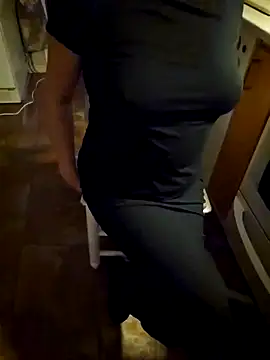 Snapshot of Sim_june chatting on 02-02-25, 02:06 Sim june online show from 02-02-25, 02:06