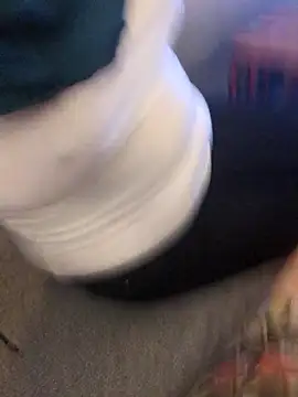 Snapshot of Sim_june chatting on 12-19-25, 08:49 Sim june online show from 12-19-25, 08:49