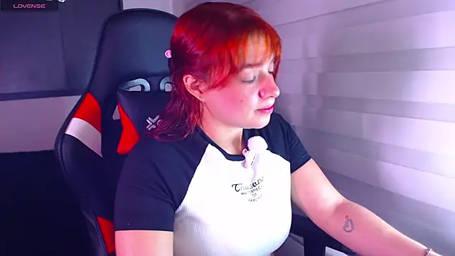 Vannessa  Shy online show from 06-30-26, 01:45