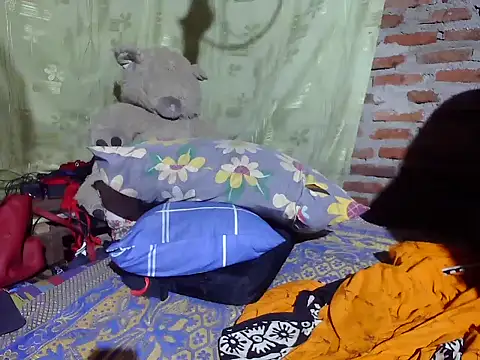 Alora-shine online show from 04-01-26, 06:49