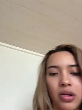 Irina Grant online show from 04-13-26, 01:38