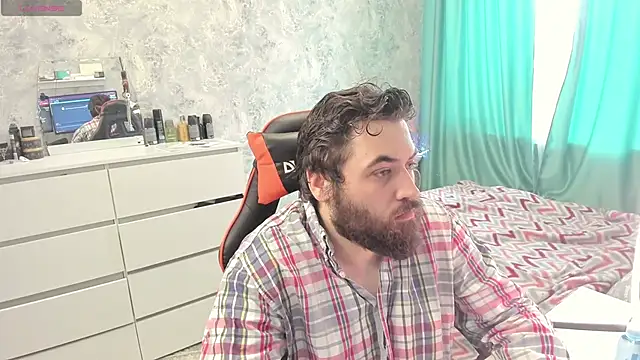 Morlaios online show from 03-28-26, 01:43