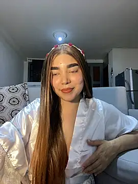 DulceChloe99 online show from 04-10-26, 04:50