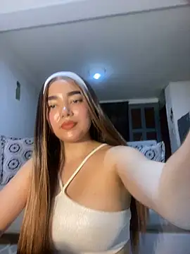 DulceChloe99 online show from 04-14-26, 04:07