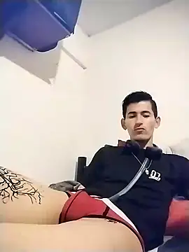 Snapshot of BIG___BEN chatting on 12-22-24, 01:00 BIG BEN online show from 12-22-24, 01:00