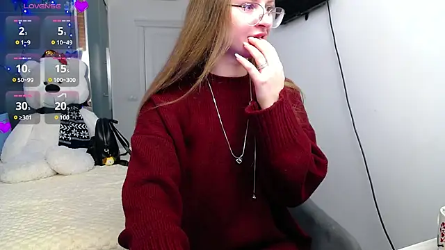 Snapshot of KateJonson chatting on 01-23-25, 01:56 KateJonson online show from 01-23-25, 01:56