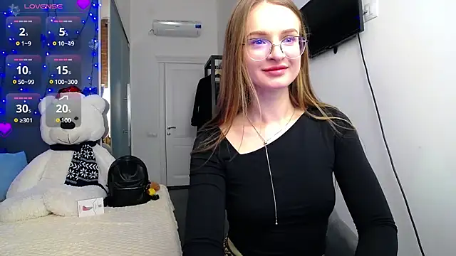 Snapshot of KateJonson chatting on 02-07-25, 03:30 KateJonson online show from 02-07-25, 03:30