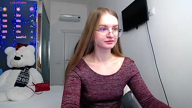 Snapshot of KateJonson chatting on 02-21-25, 07:34 KateJonson online show from 02-21-25, 07:34