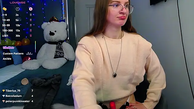 Snapshot of KateJonson chatting on 03-18-25, 11:41 KateJonson online show from 03-18-25, 11:41