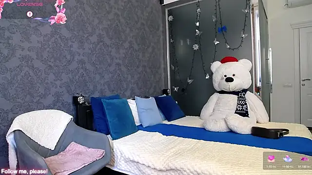 Snapshot of KateJonson chatting on 09-09-25, 06:57 KateJonson online show from 09-09-25, 06:57