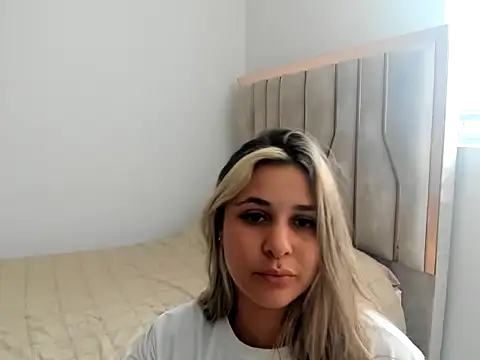 Lana Sofia1 online show from 10-29-25, 09:16