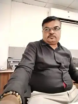 Desi Londa 143 online show from 04-13-26, 05:02