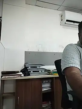 Desi Londa 143 online show from 05-30-26, 05:37