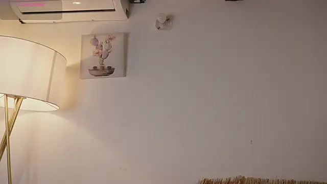 bunnycuteshy online show from 05-12-26, 12:57