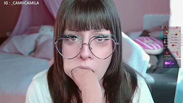 Snapshot of Renooh chatting on 04-07-26, 02:06 Renooh online show from 04-07-26, 02:06