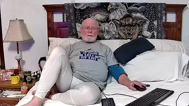 Snapshot of bigspike1960 chatting on 02-07-26, 11:19 bigspike1960 online show from 02-07-26, 11:19